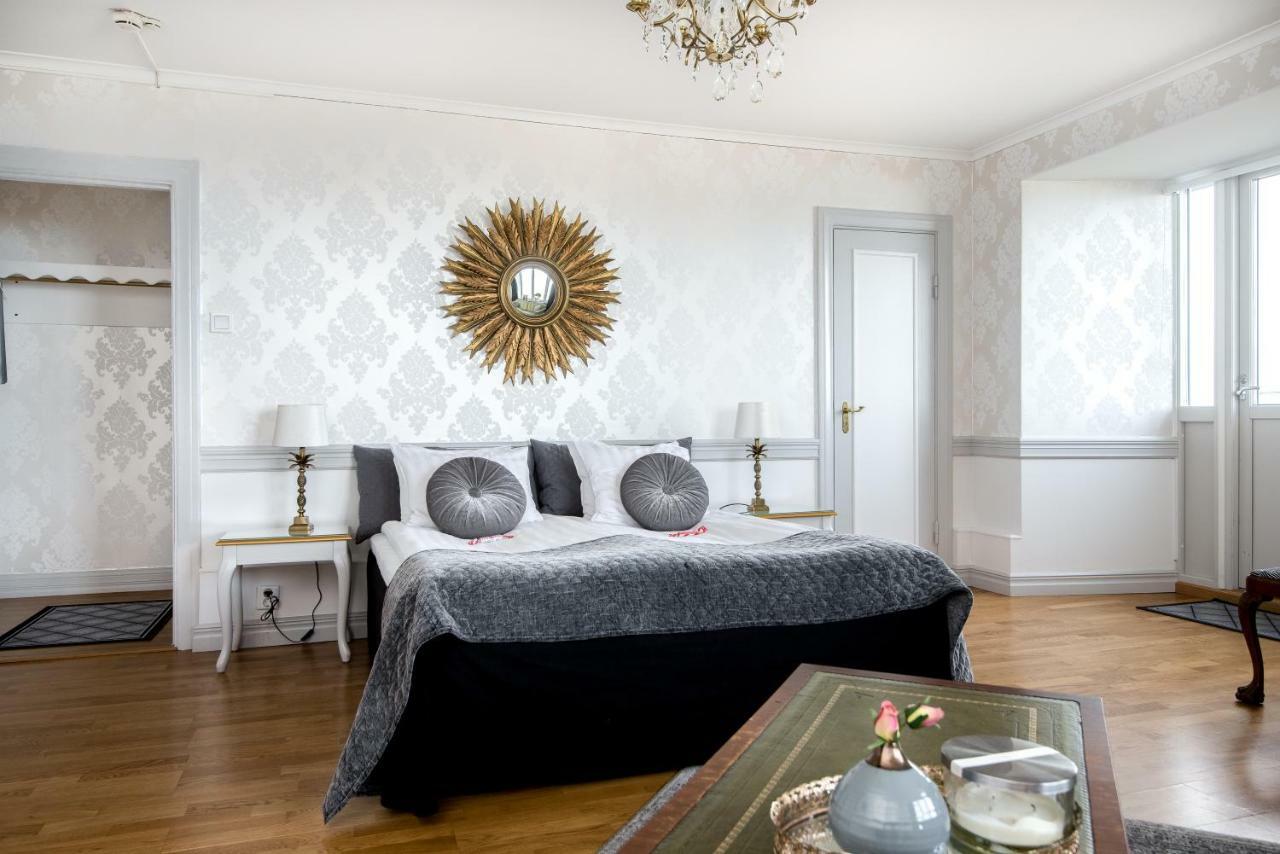 Hotel Gyllene Uttern غْرانّا المظهر الخارجي الصورة